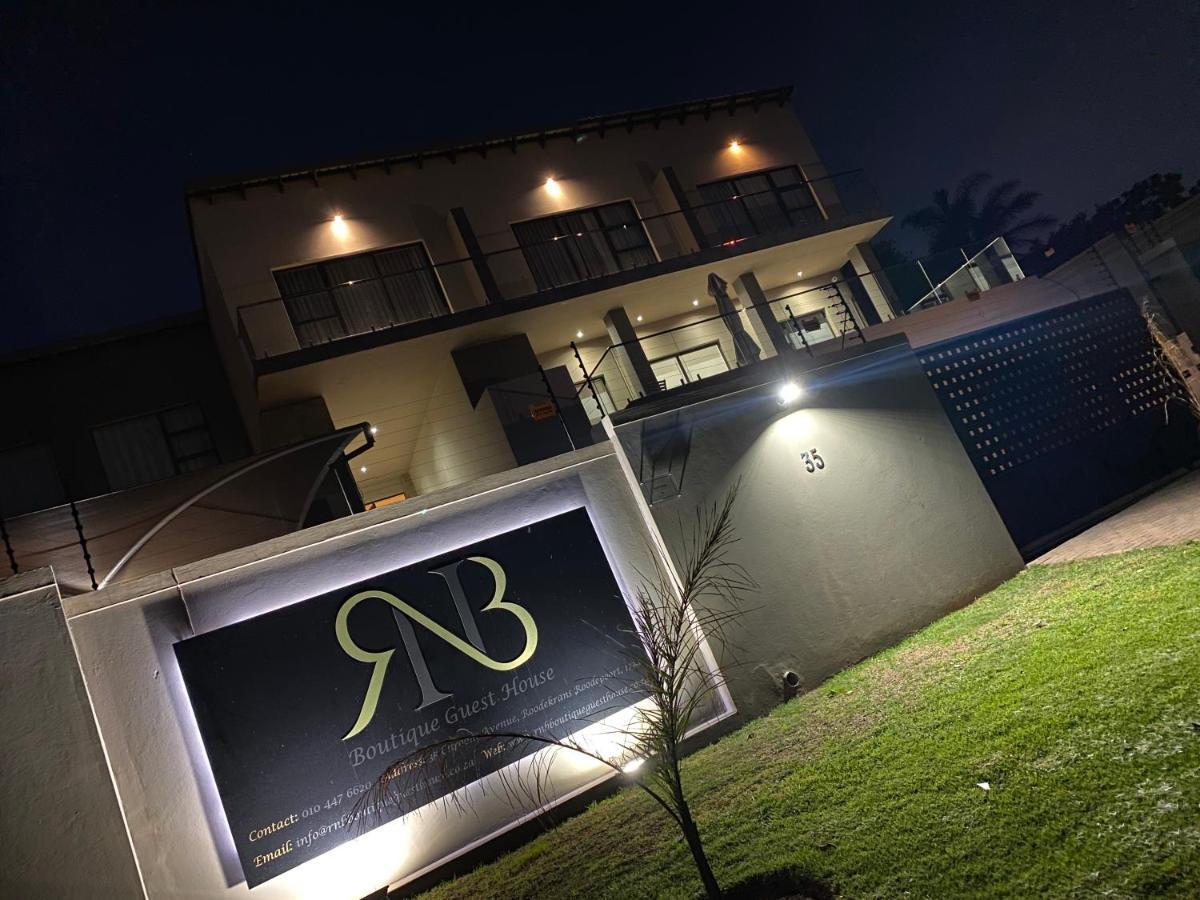 Rnb Guesthouse Roodepoort Exterior photo